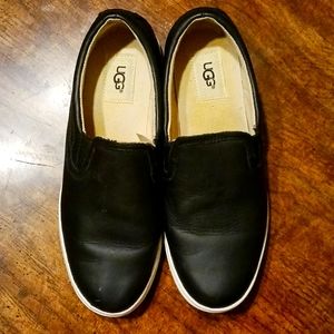 Women's Slip/Pull on UGG Sneakers
